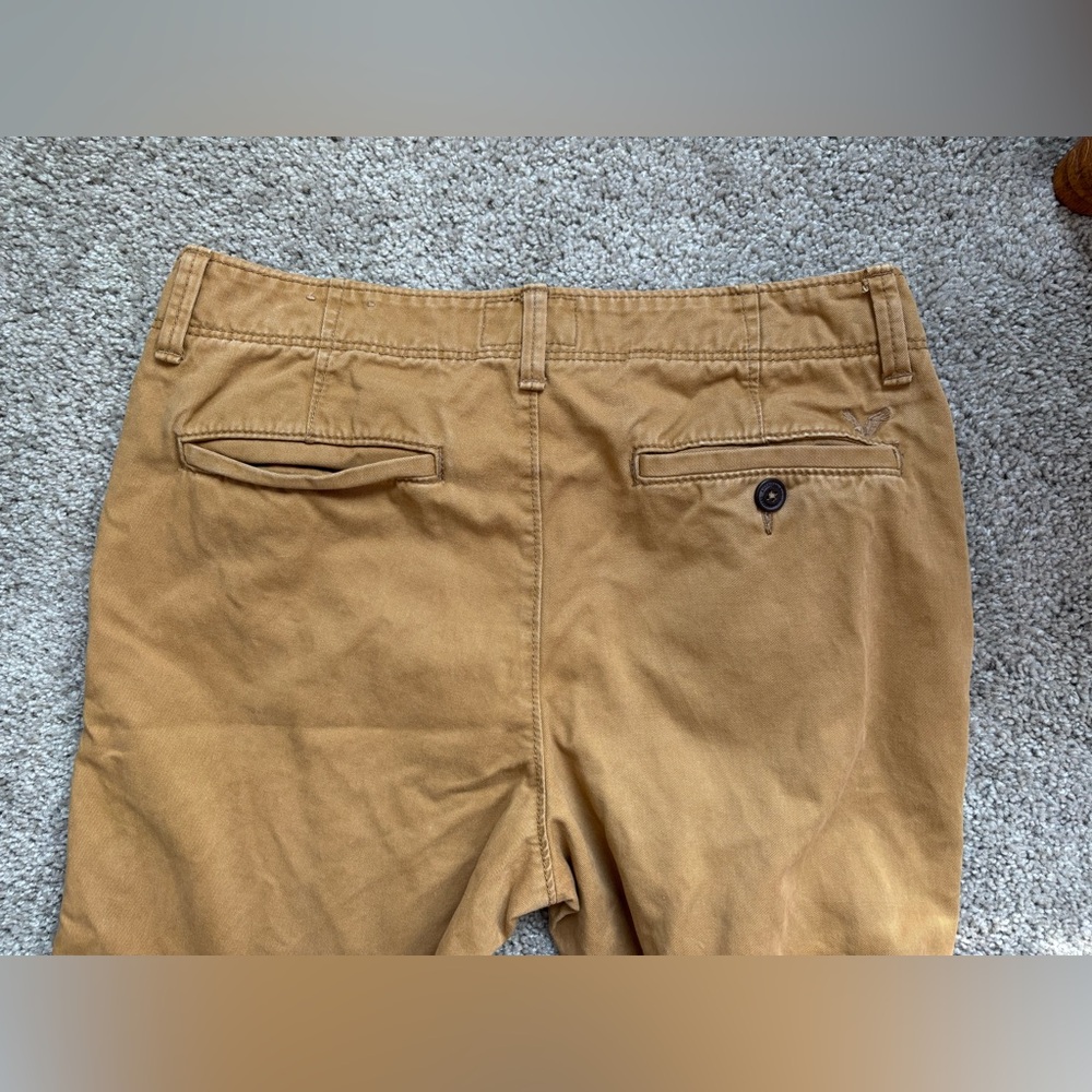 American Eagle Outfitters Relaxed Straight Khaki Pant - Picture 3 of 13